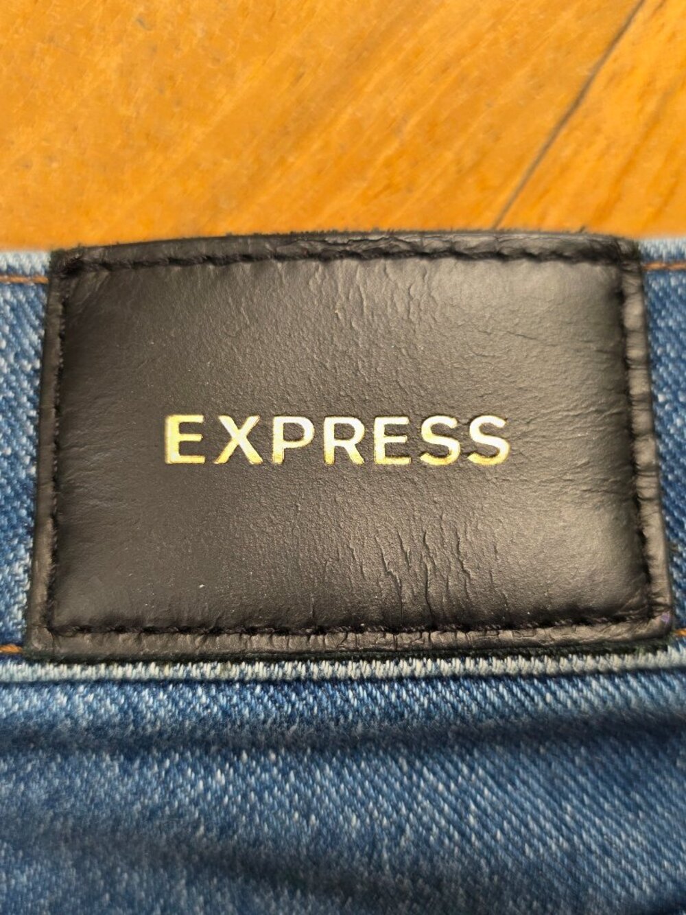 Express Modern Straight Super High Rise Ripped Jeans Size 6 Short - Picture 16 of 16